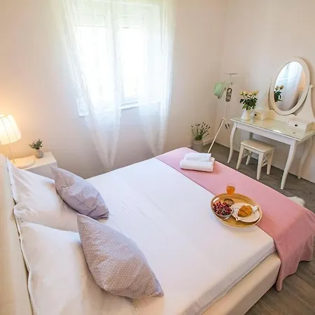 Apartamento Garden Residence - Modern, Spacious, Nice View
