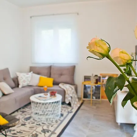 Apartamento Garden Residence - Modern, Spacious, Nice View Podstrana
